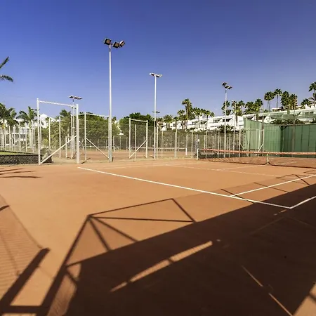 Volcano- Pool, Gym And Activities In Sport Center Fariones Included