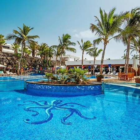 Volcano- Pool, Gym And Activities In Sport Center Fariones Included Hébergement de vacances
